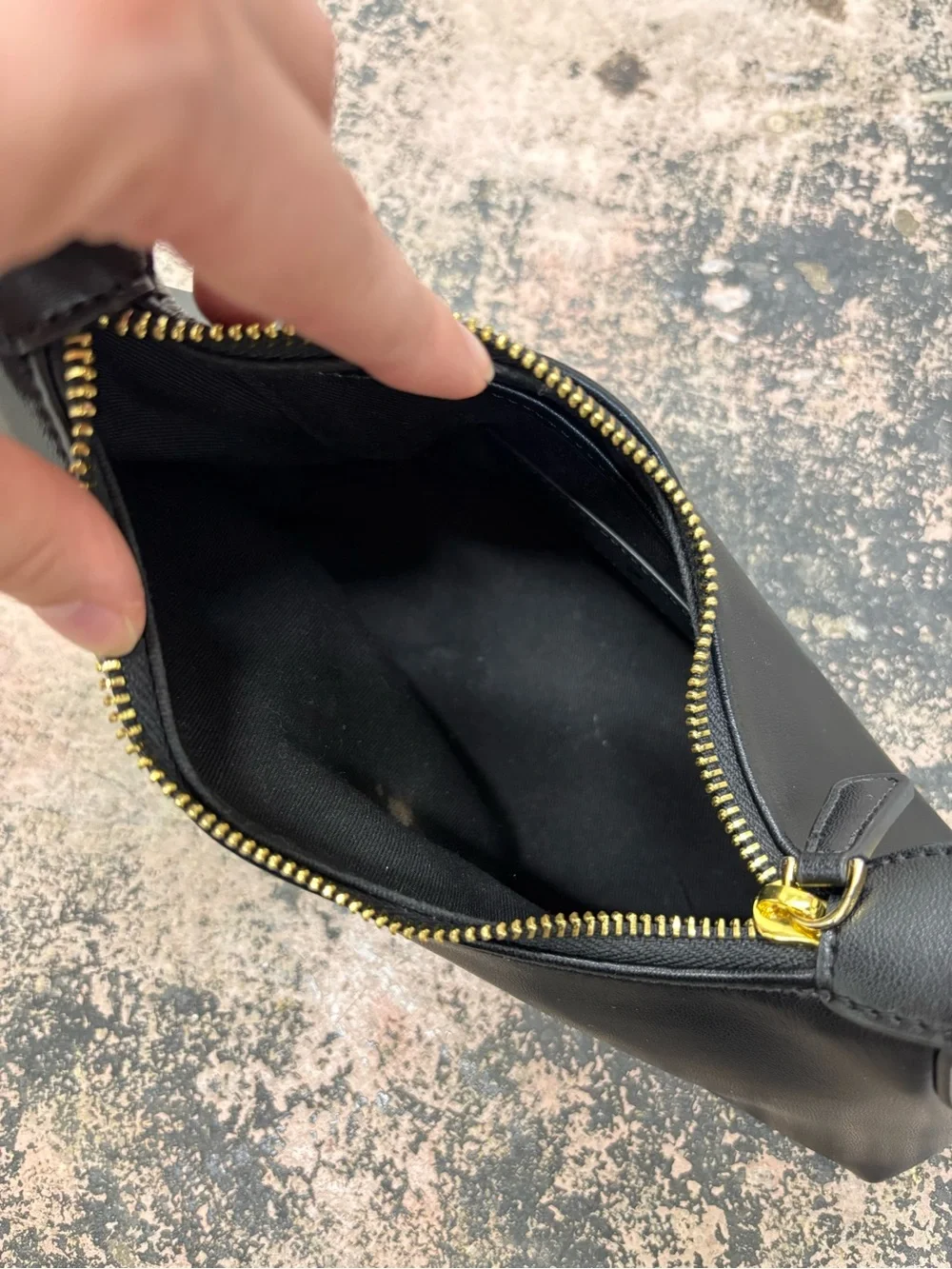 Aupen Nirvana Black Braided-Handle Shoulder Bag with Gold Accents
